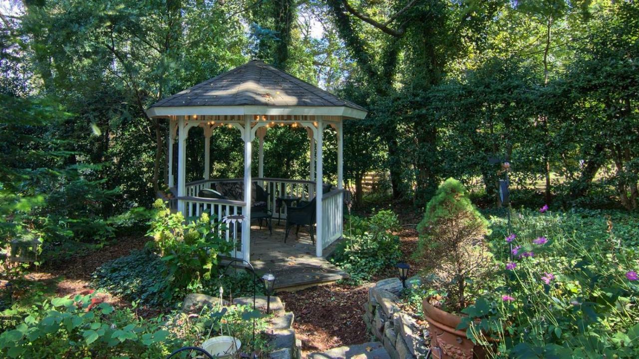North Lodge On Oakland Bed And Breakfast 애쉬빌 외부 사진