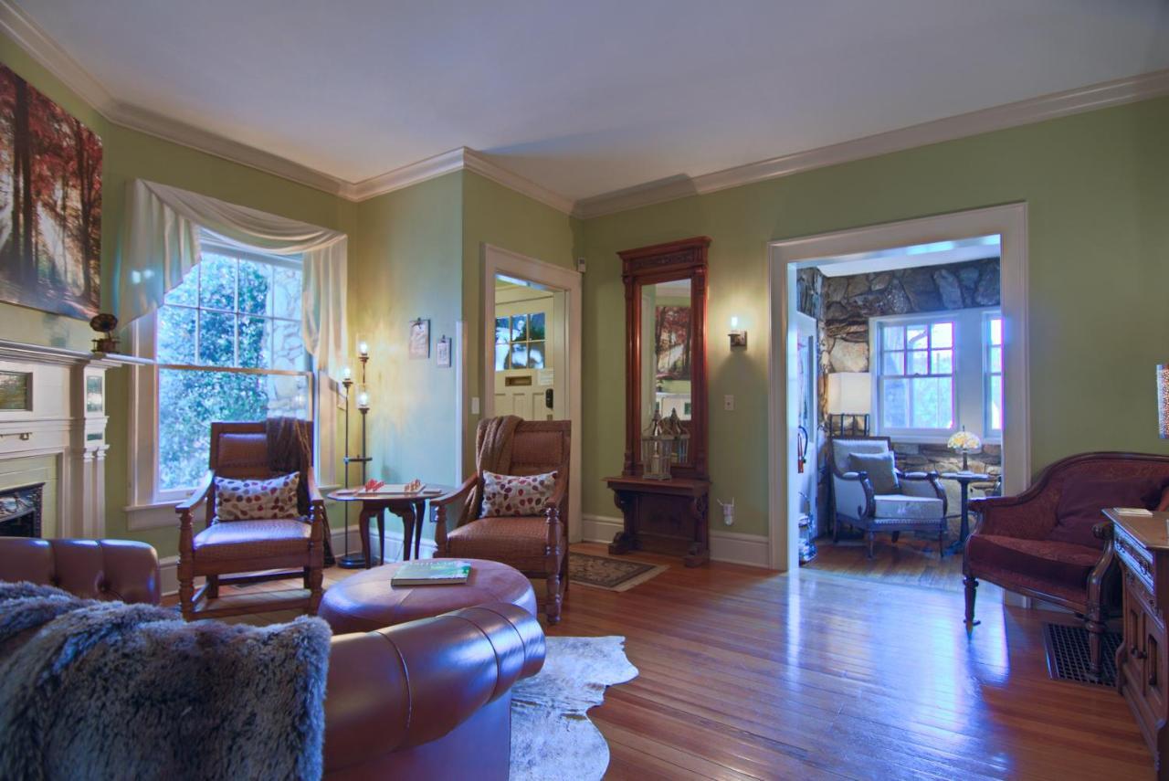 North Lodge On Oakland Bed And Breakfast 애쉬빌 외부 사진