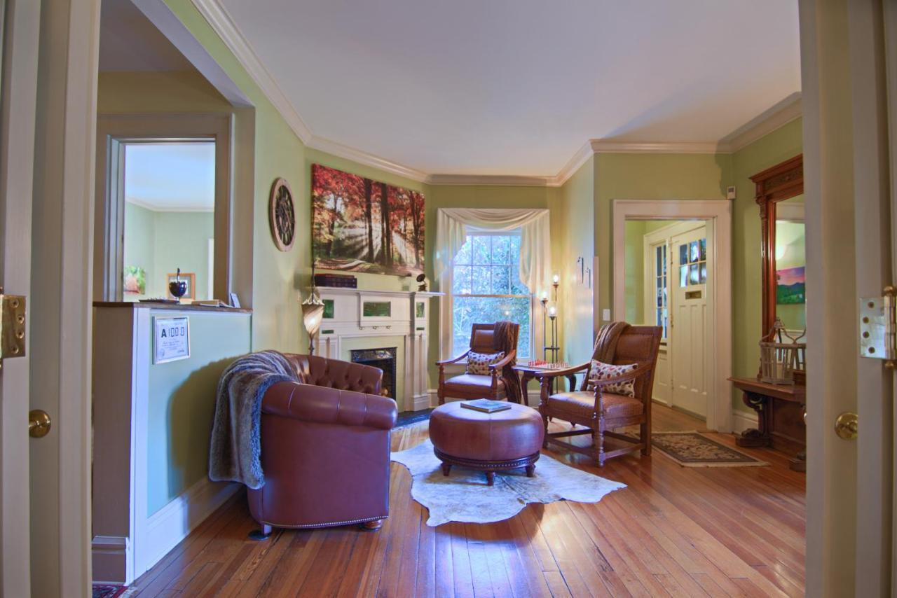 North Lodge On Oakland Bed And Breakfast 애쉬빌 외부 사진